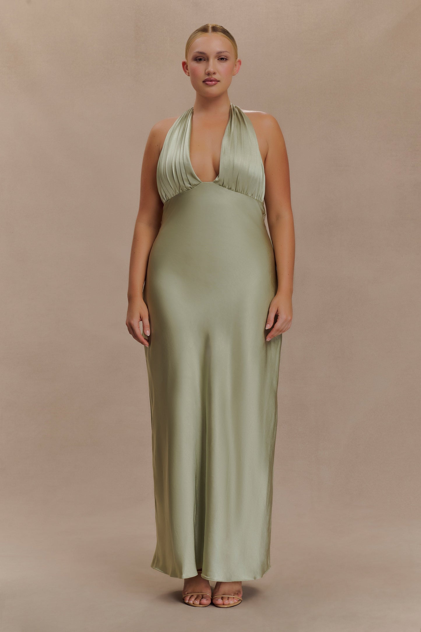 Alice Robe Maxi en Satin avec Décolleté Halter - SAGE
