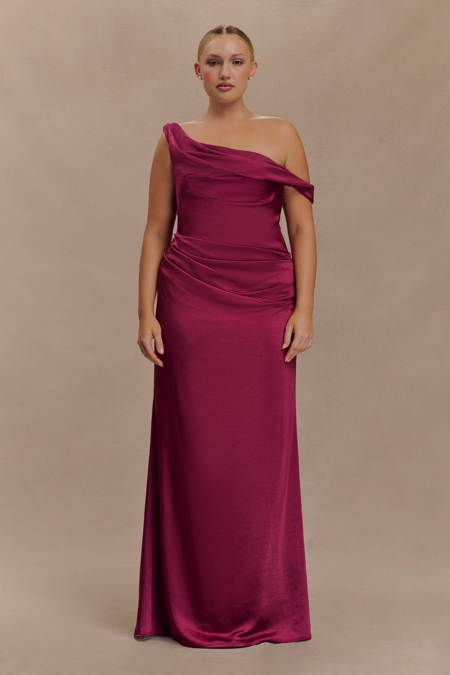 Robe Maxi en Satin Dalia à Manches Décolletées - Brun-Rouge