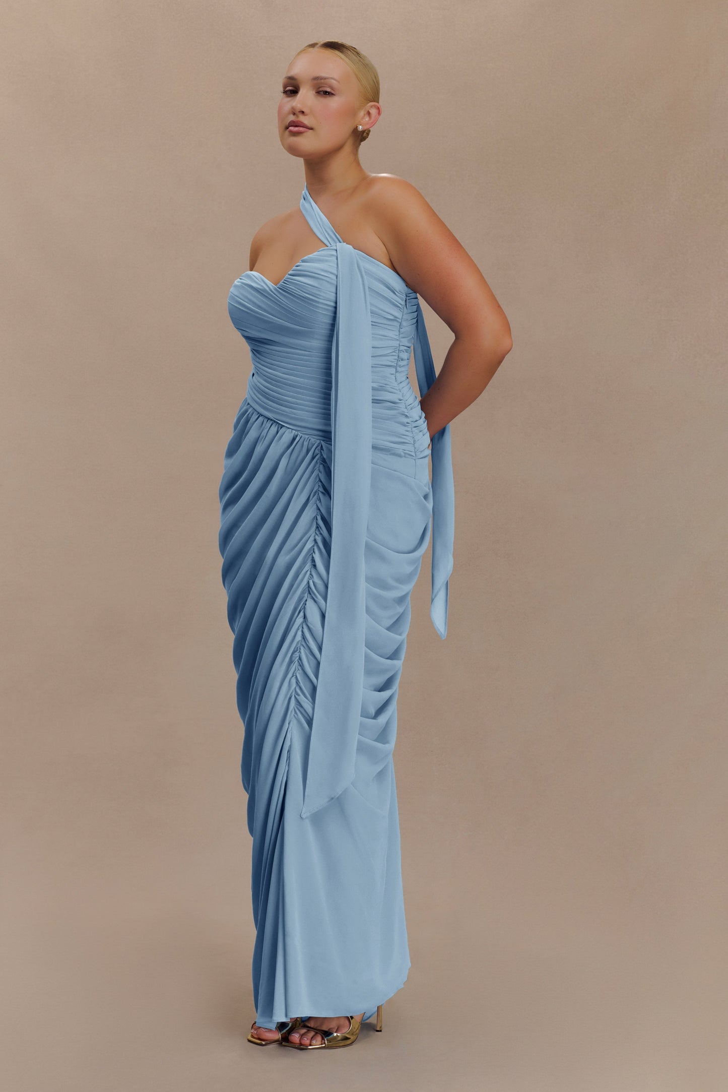 Robe Maxi en Chiffon à Volants Micaela - Bleu de l'Alaska