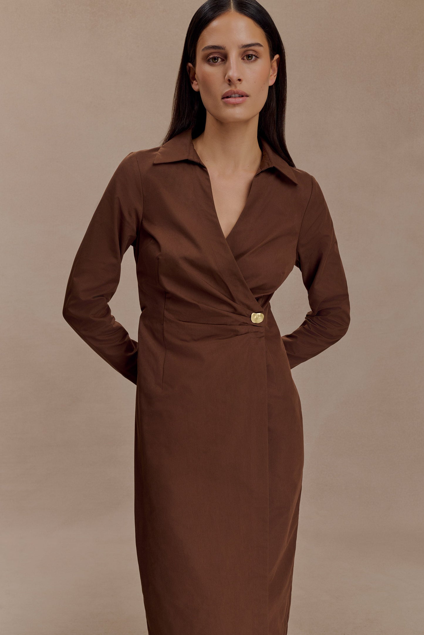 Robe-chemise asymétrique Mikaila - Chocolat noir