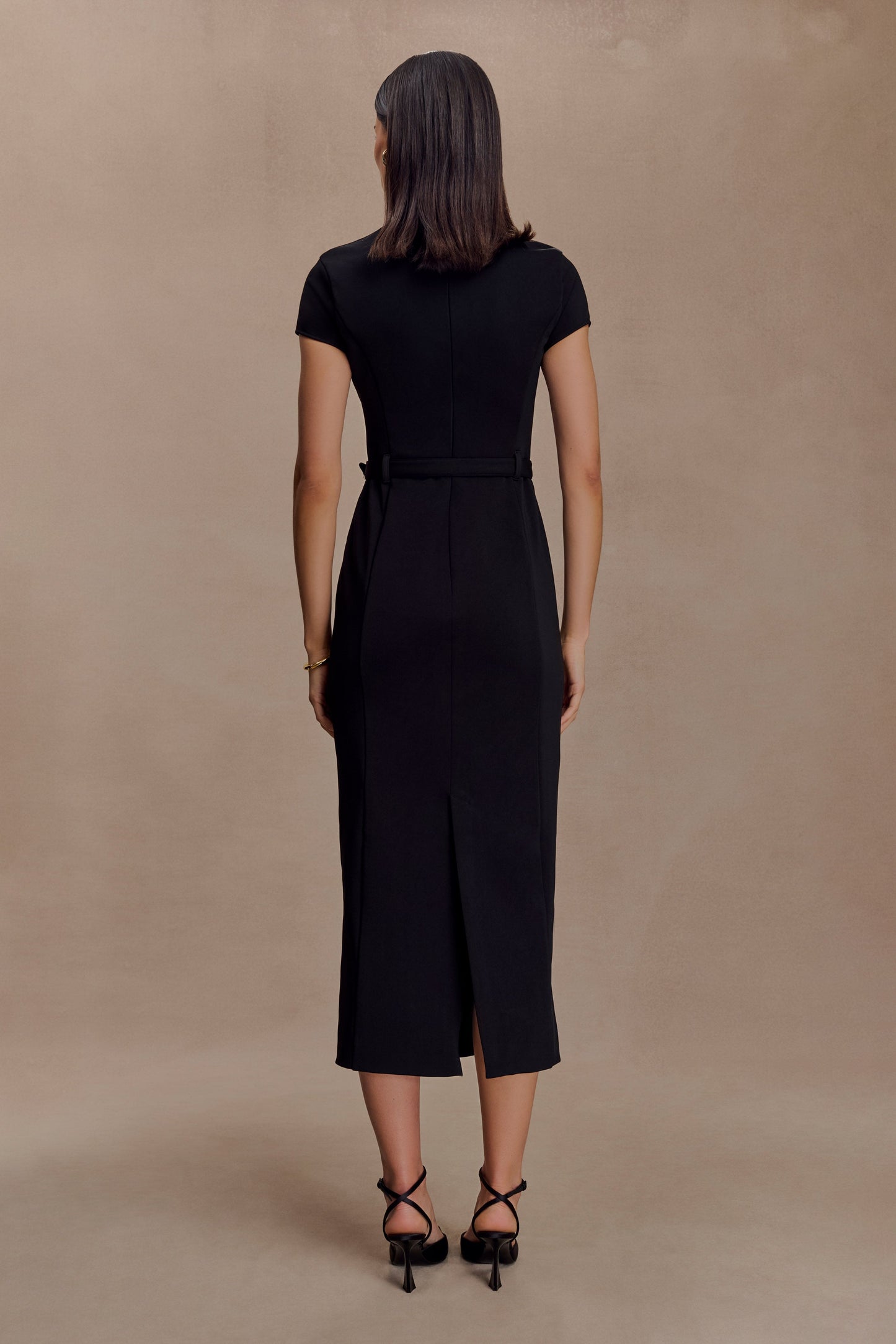 Robe midi en crêpe à manches courtes Arwyn - Noir