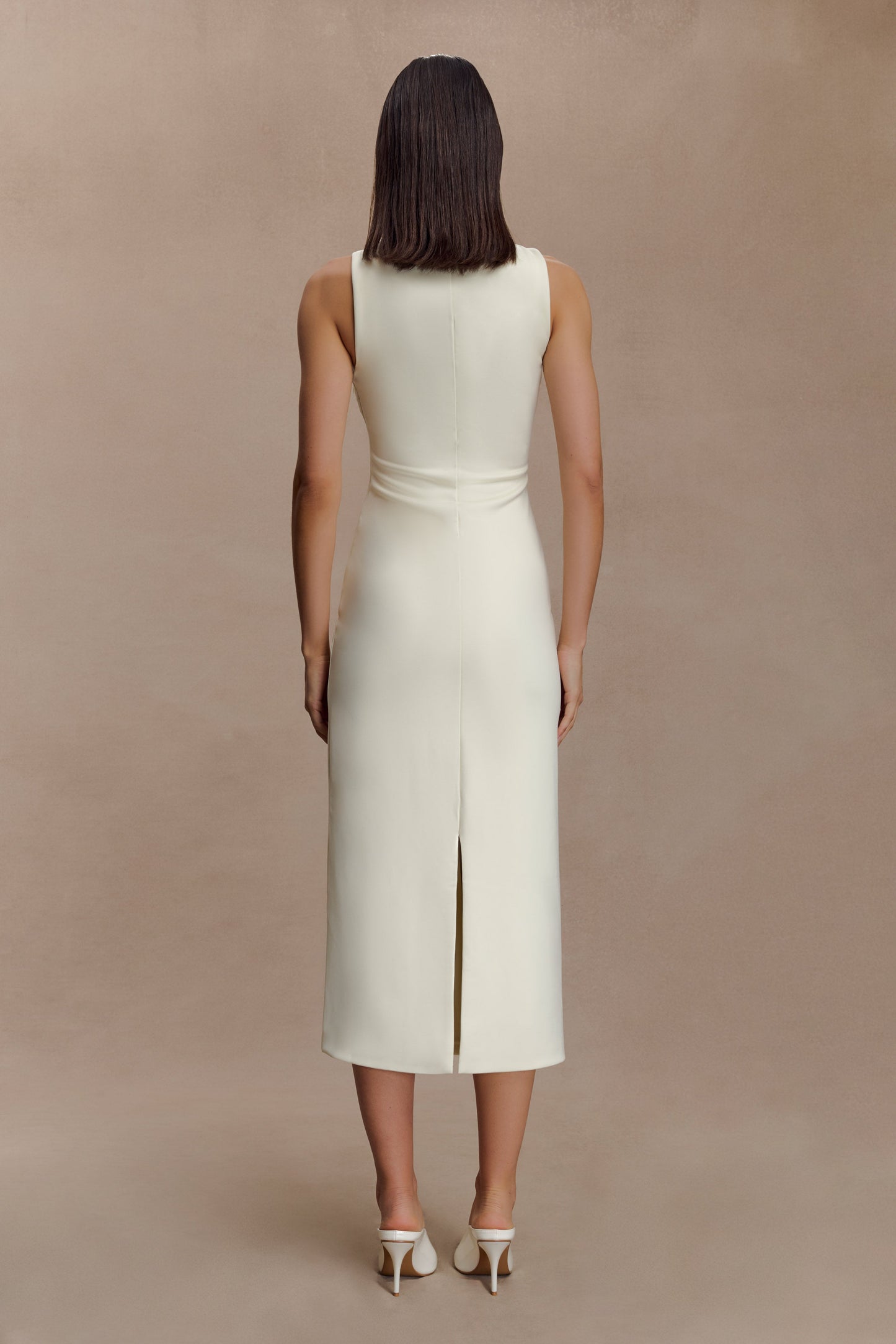 Robe midi en crêpe sans manches Norah - Ivoire