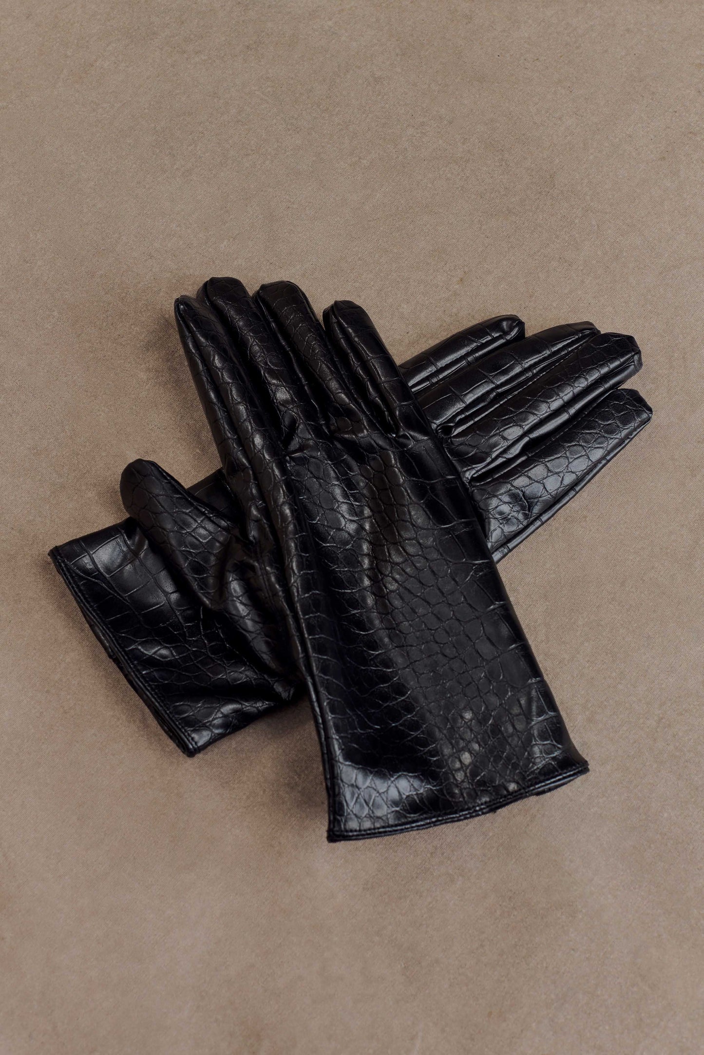Atlas Gants en simili cuir croco - Noir