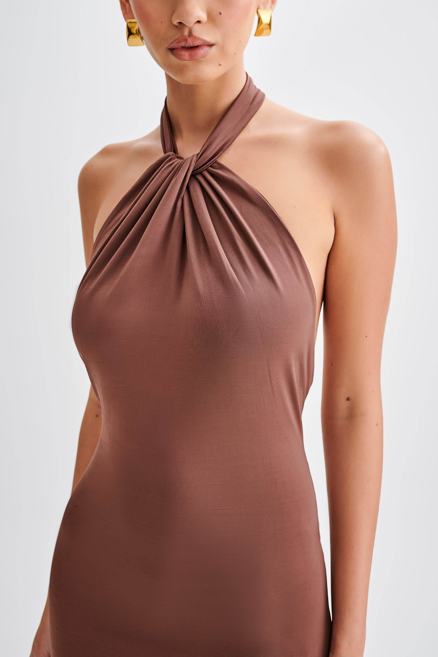 Robe Maxi Halter Élyna à Volants - Chocolat