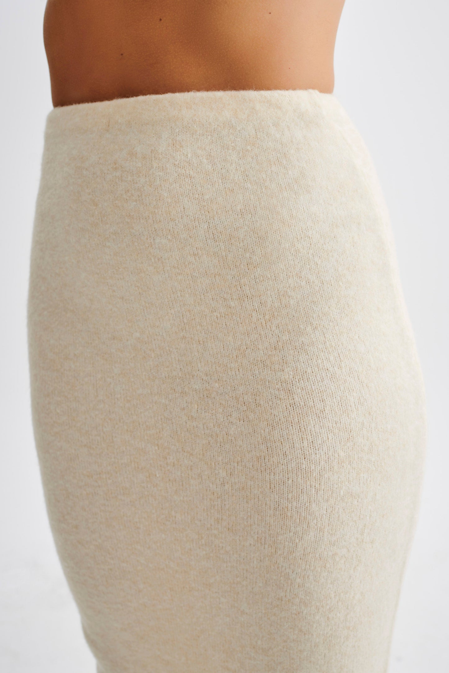 Jupe mi-longue asymétrique en tricot Genevieve - Crème Marle