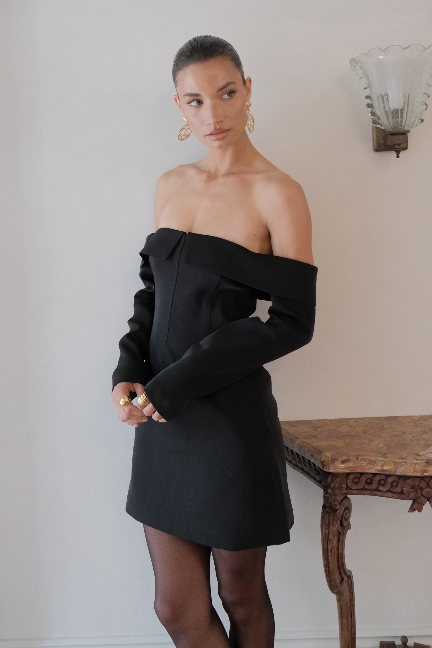 Robe mini Hugo à manches courtes et épaules dénudées - Noir