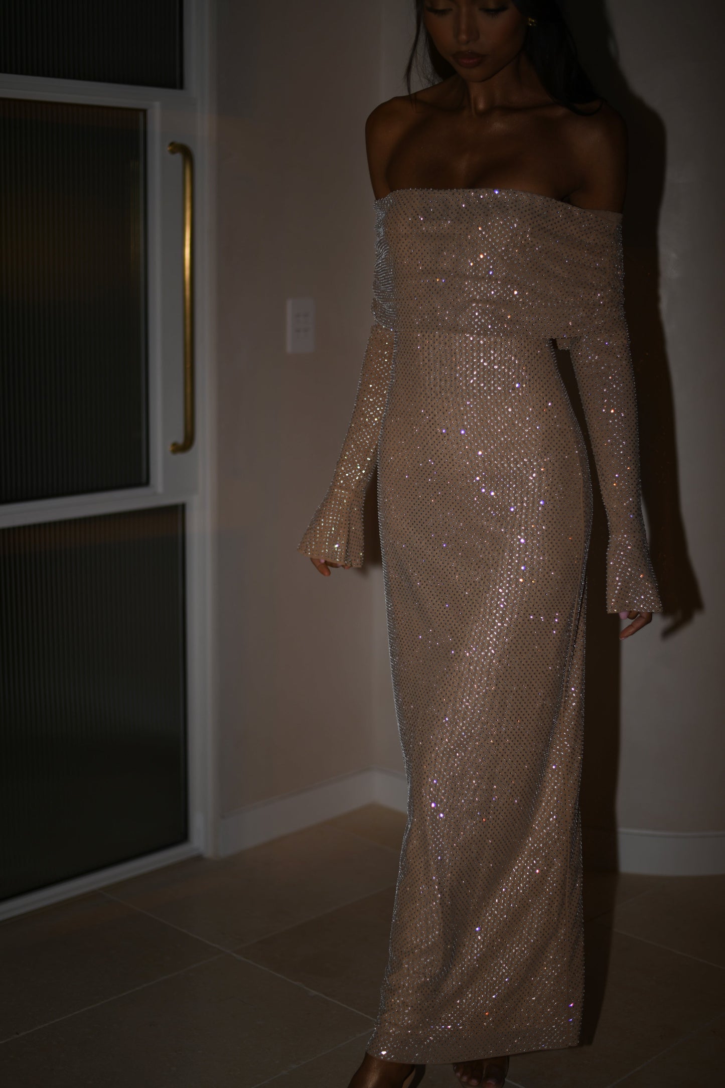 Robe Maxi Marcel à épaules dénudées et strass - Nude