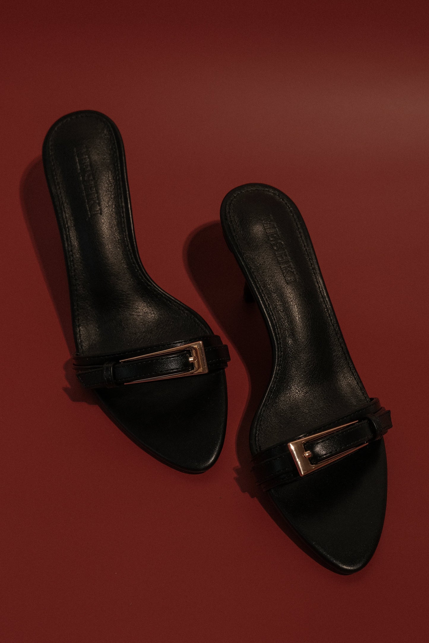 Marieanne, talons hauts avec boucle - Noir