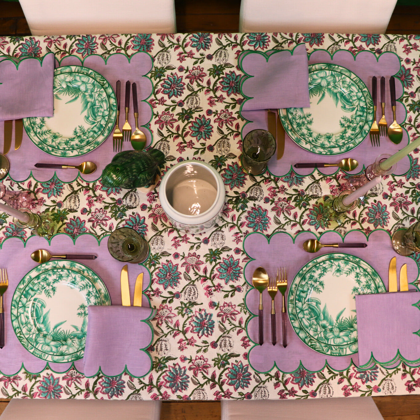 Serviettes en lin ornées lilas avec bordure verte (lot de 4)