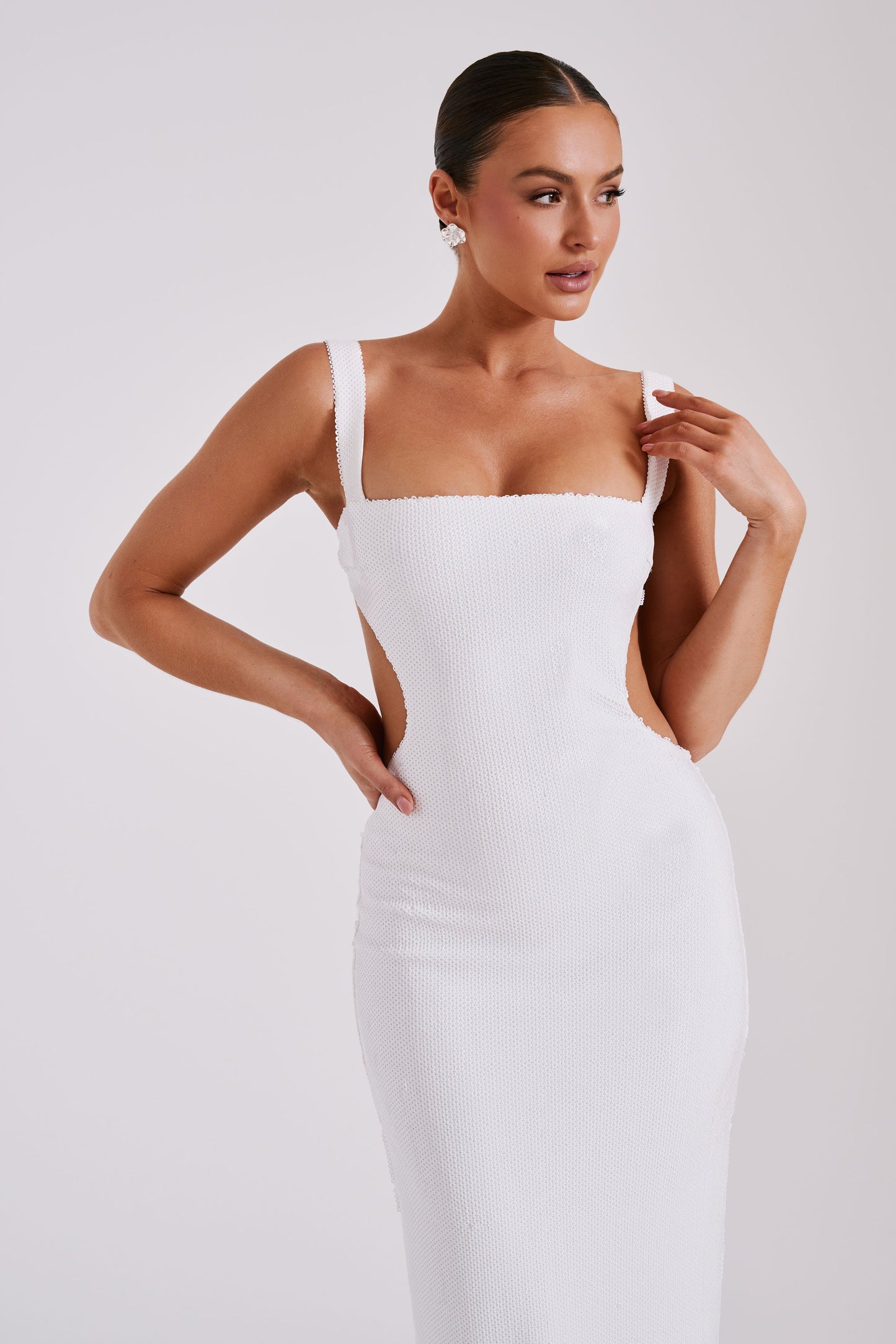 Adoria Robe Maxi Découpe et Strass - Blanche