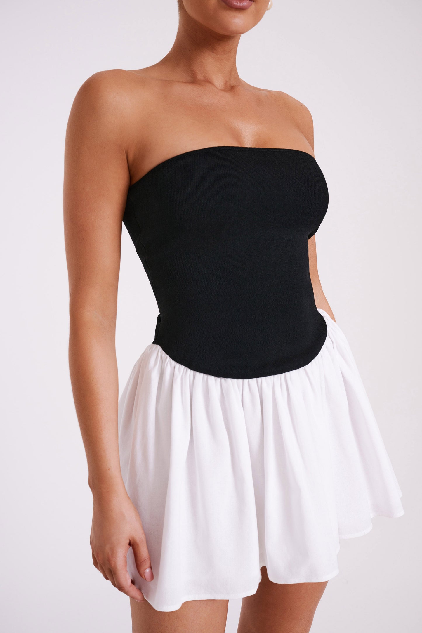 Mini-robe en tricot et lin Hannah - Noir/Blanc