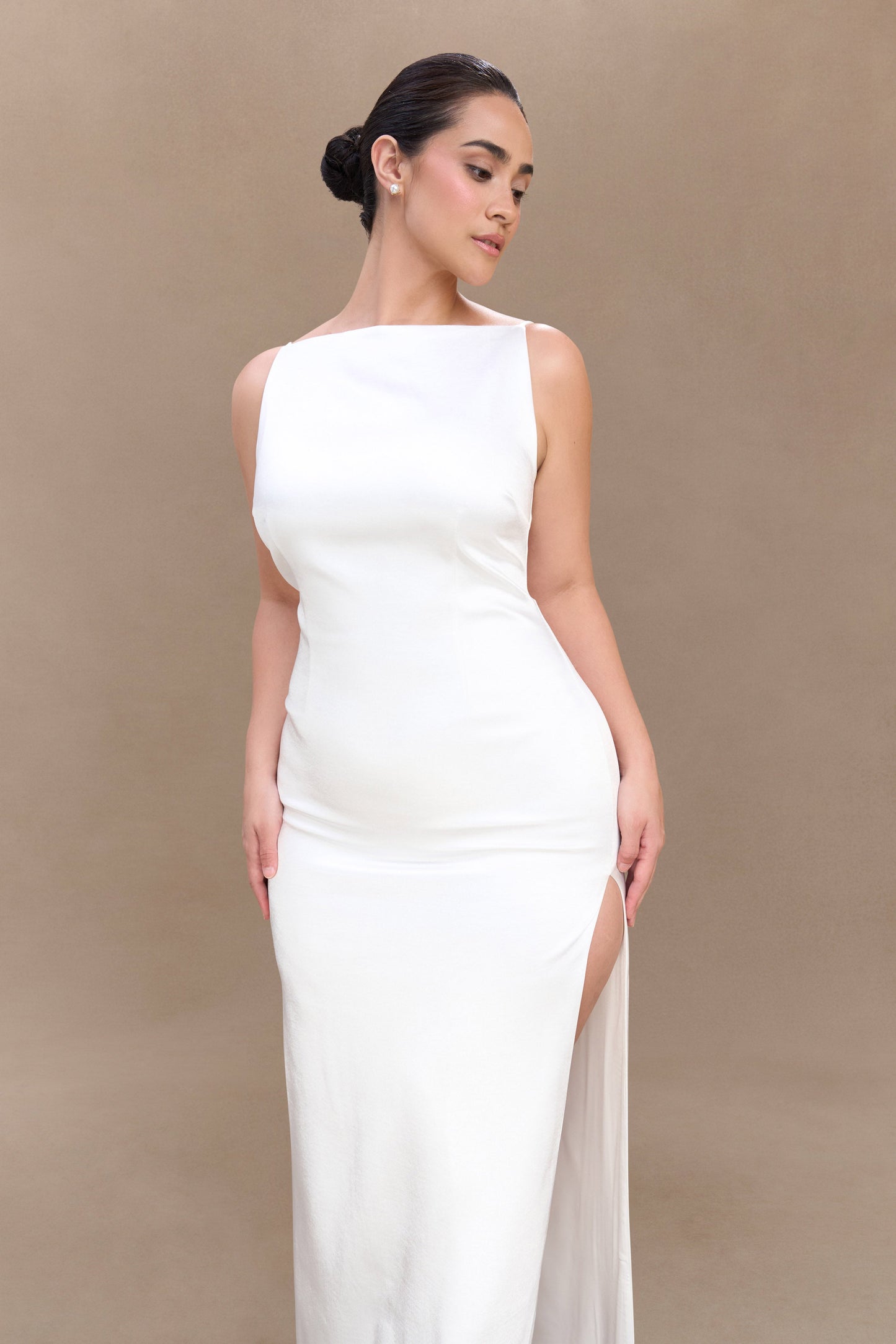 Violet Robe Maxi en Satin Sans Manches - Blanc