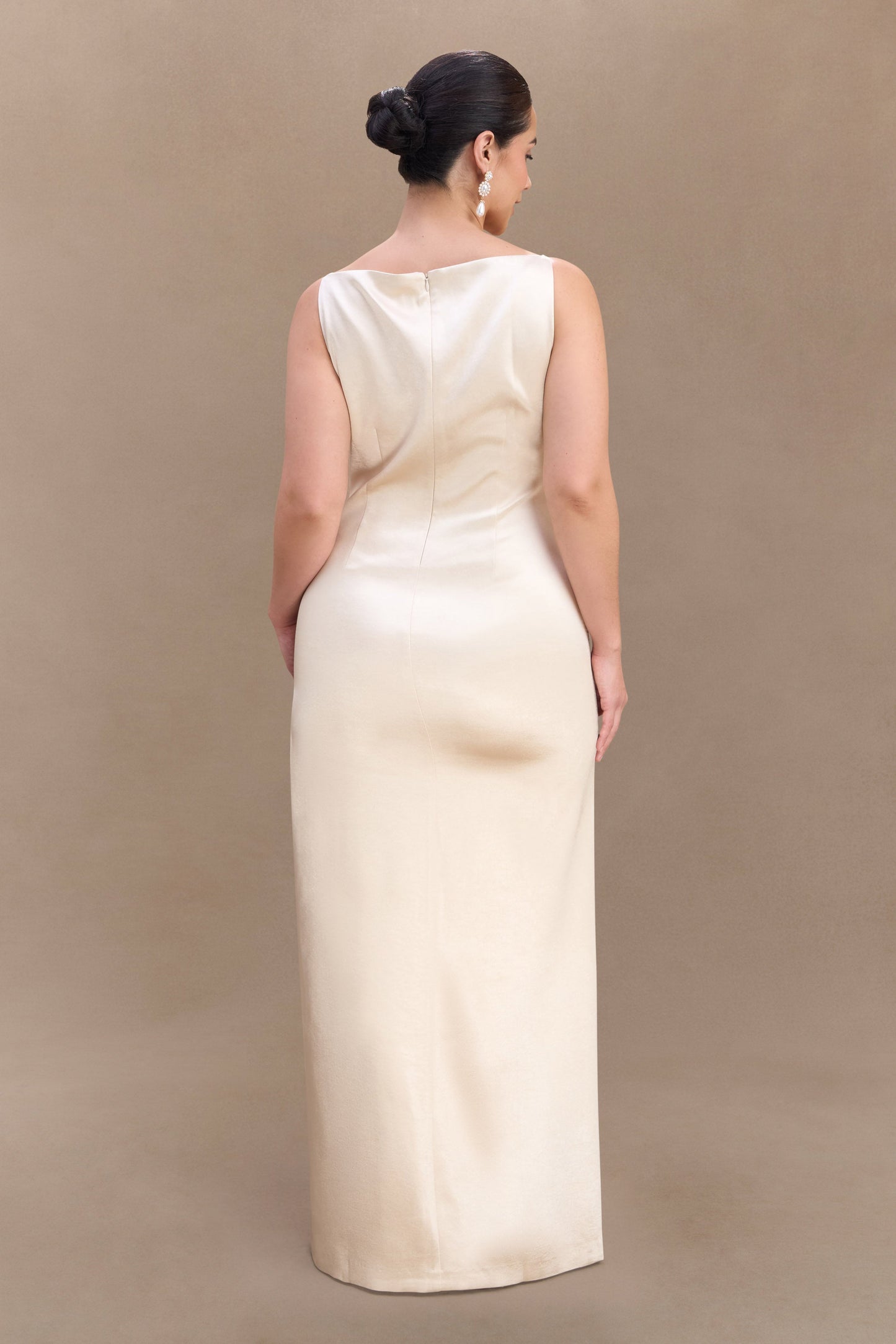 Robe Maxi en Satin Violet Sans Manches - Or Poudré