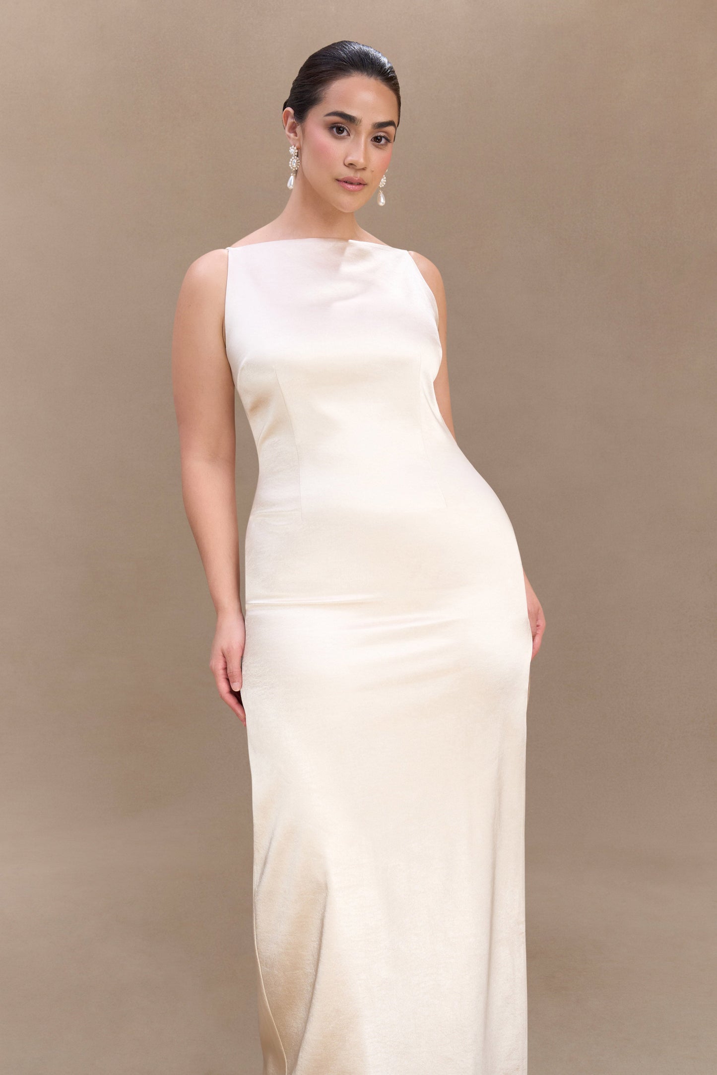 Robe Maxi en Satin Violet Sans Manches - Or Poudré
