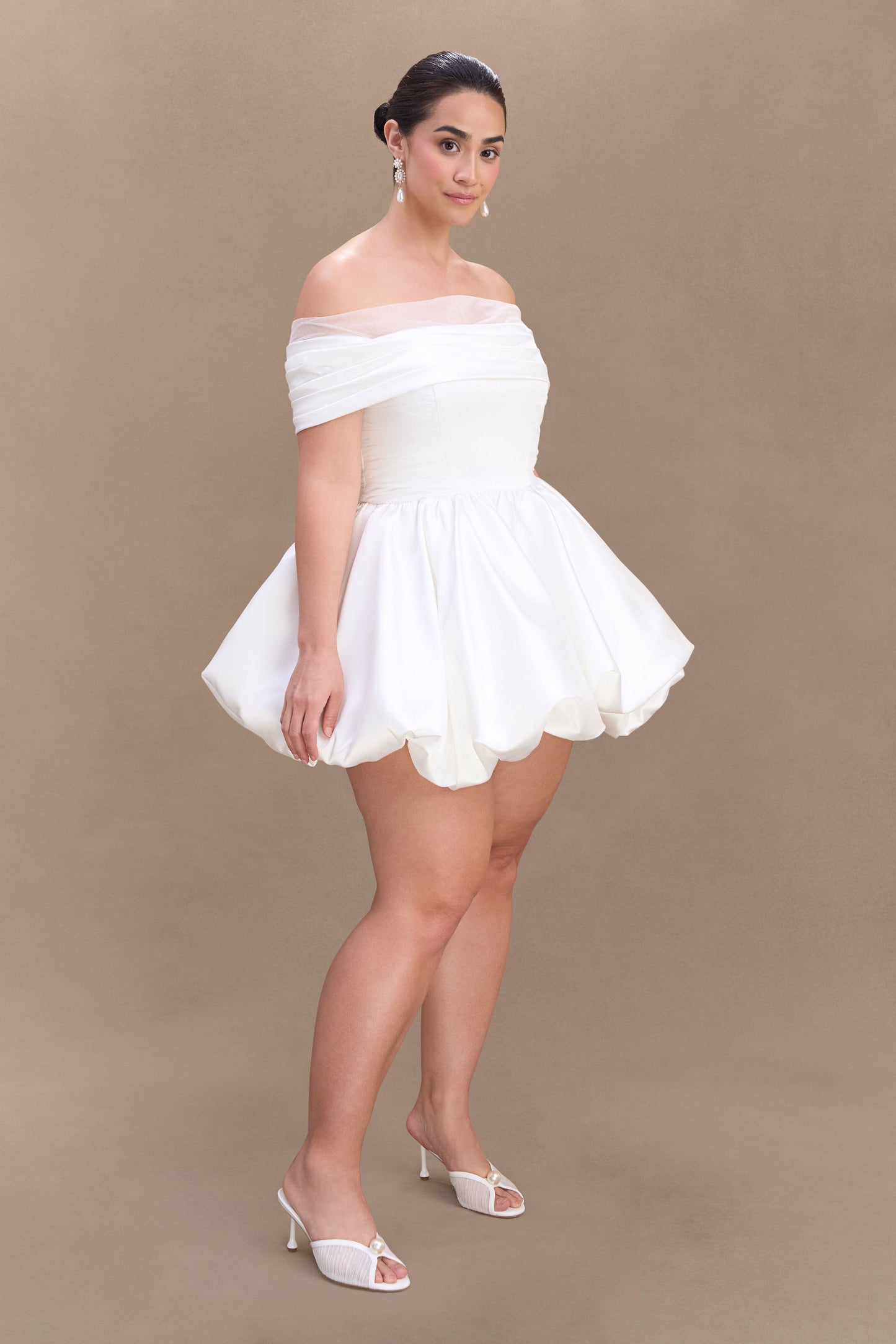 Robe mini Lauretta à épaules dénudées - Blanche