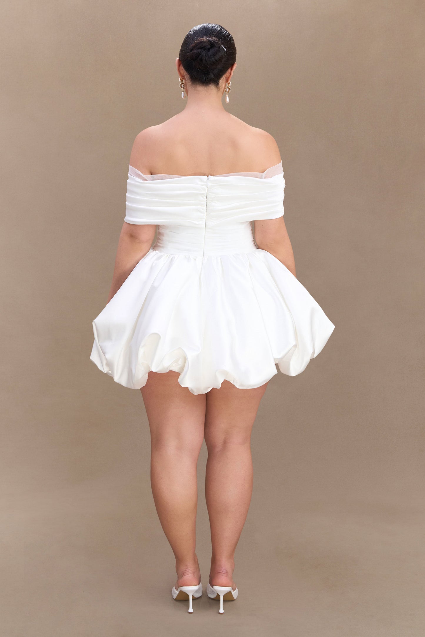 Robe mini Lauretta à épaules dénudées - Blanche