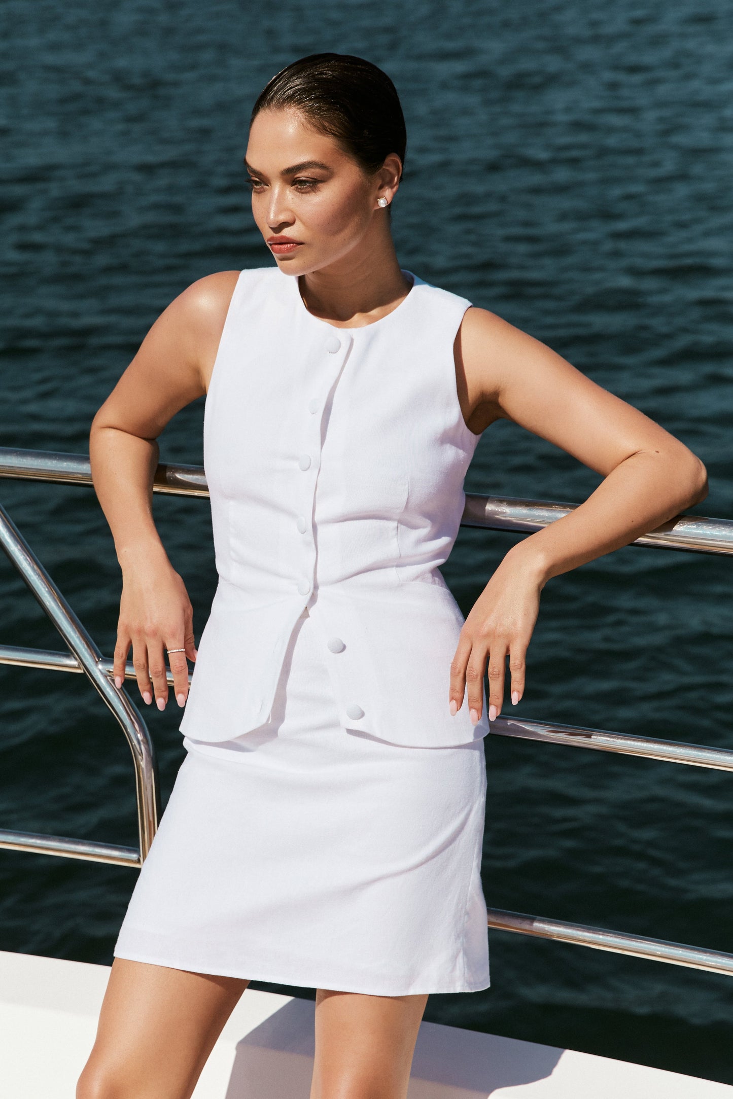 Top long en lin sans manches Laurence - Blanc