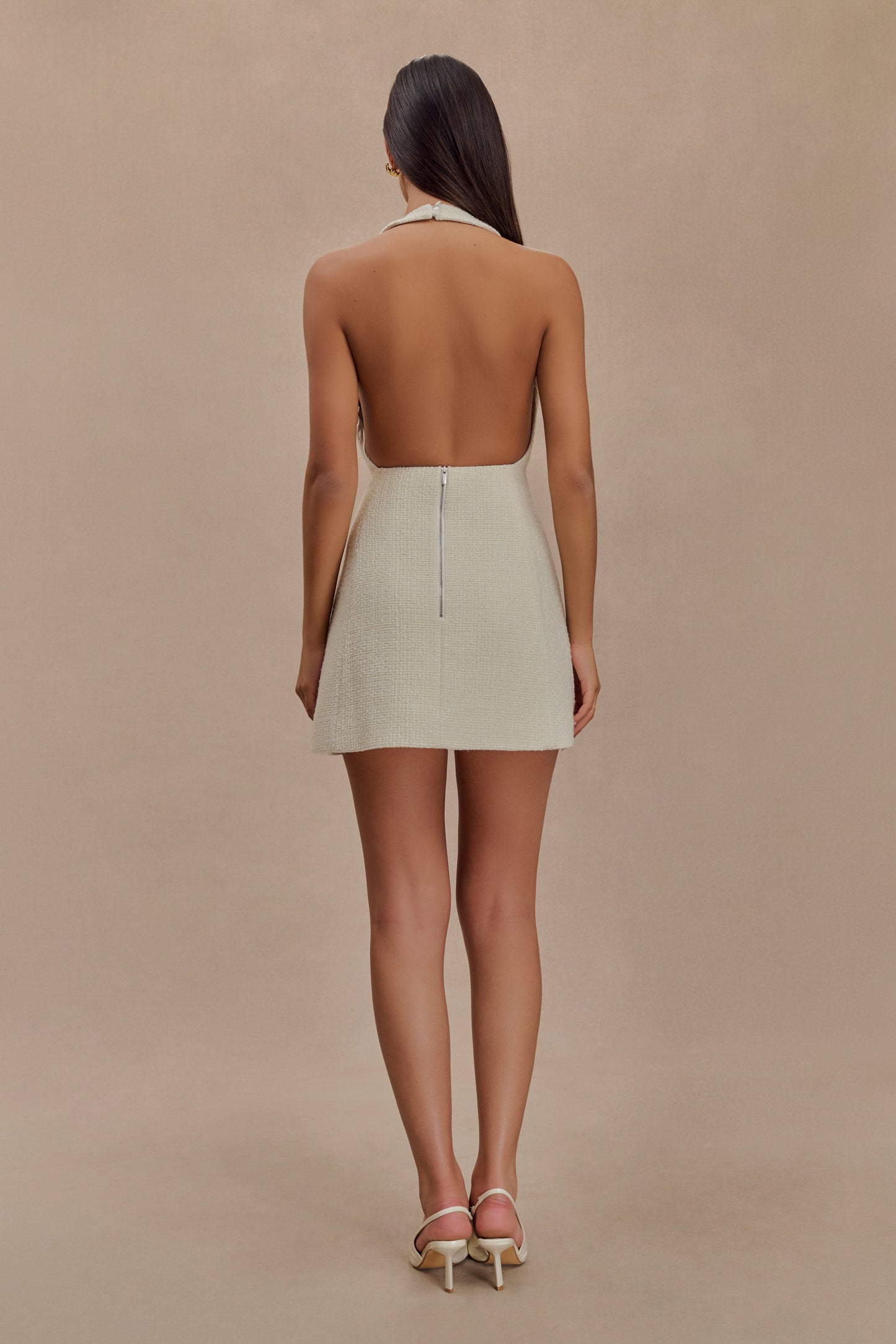 Mini-robe Carina en bouclette avec décolleté halter - Ivoire