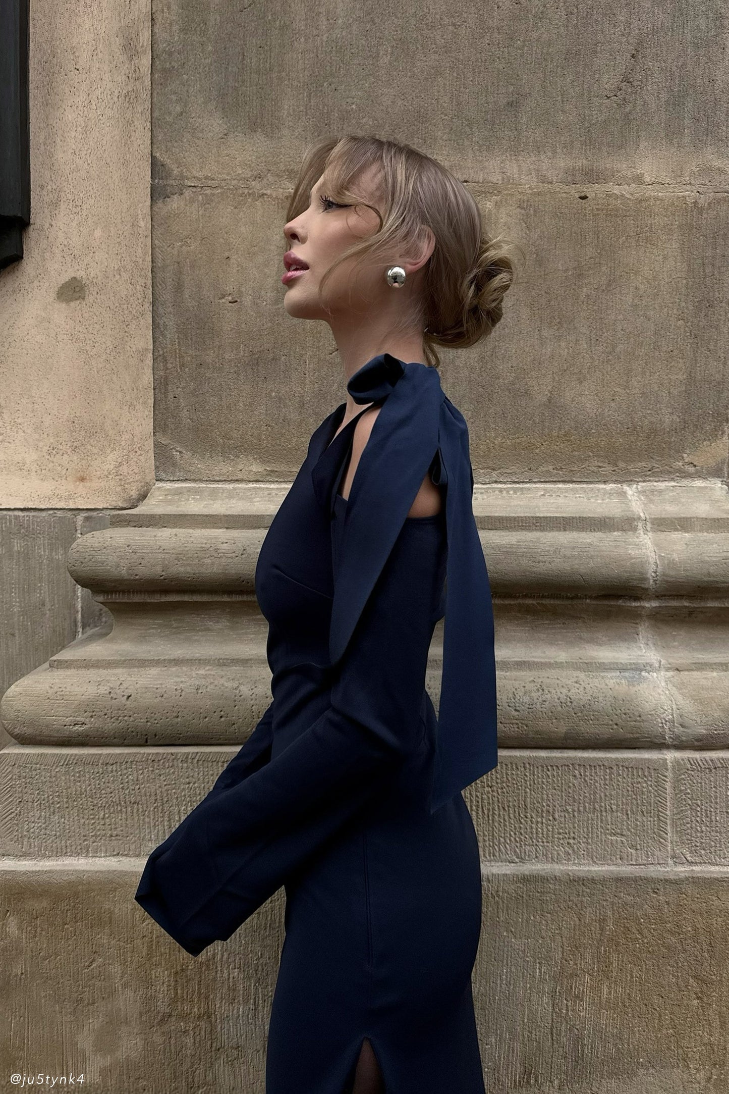Robe Maxi en Crêpe à Une Épaule Nicola - Bleu Marine Foncé