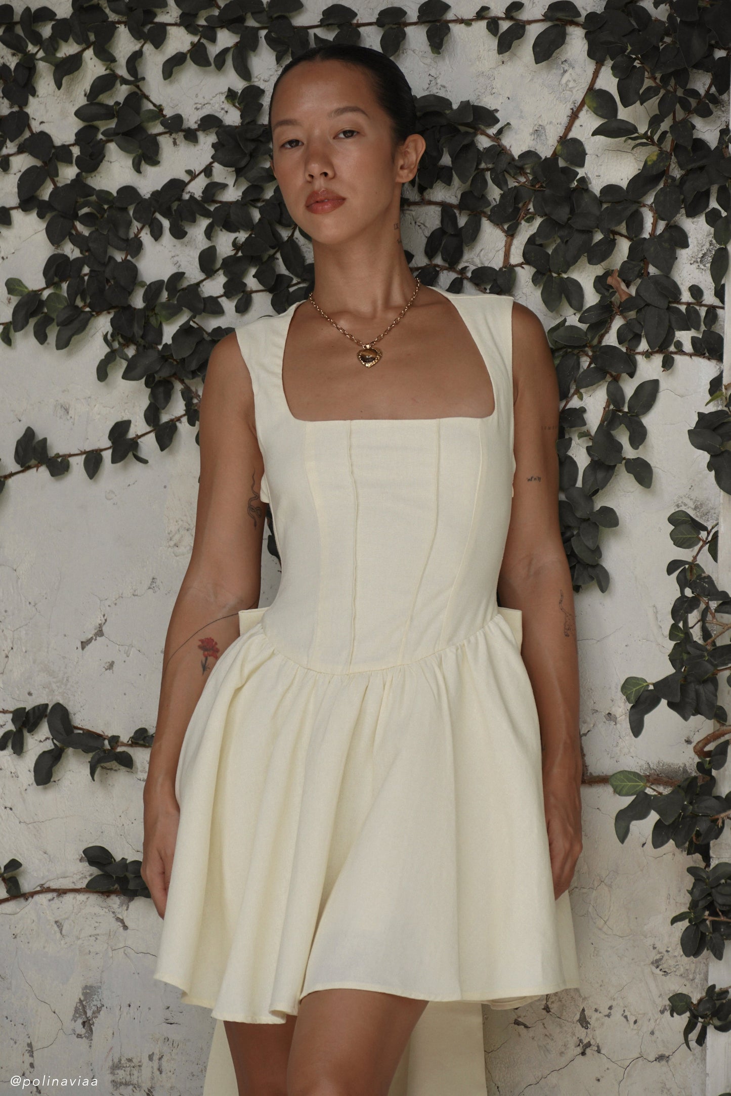 Mini-robe Marcella en lin avec nœud dans le dos - Sorbet citron