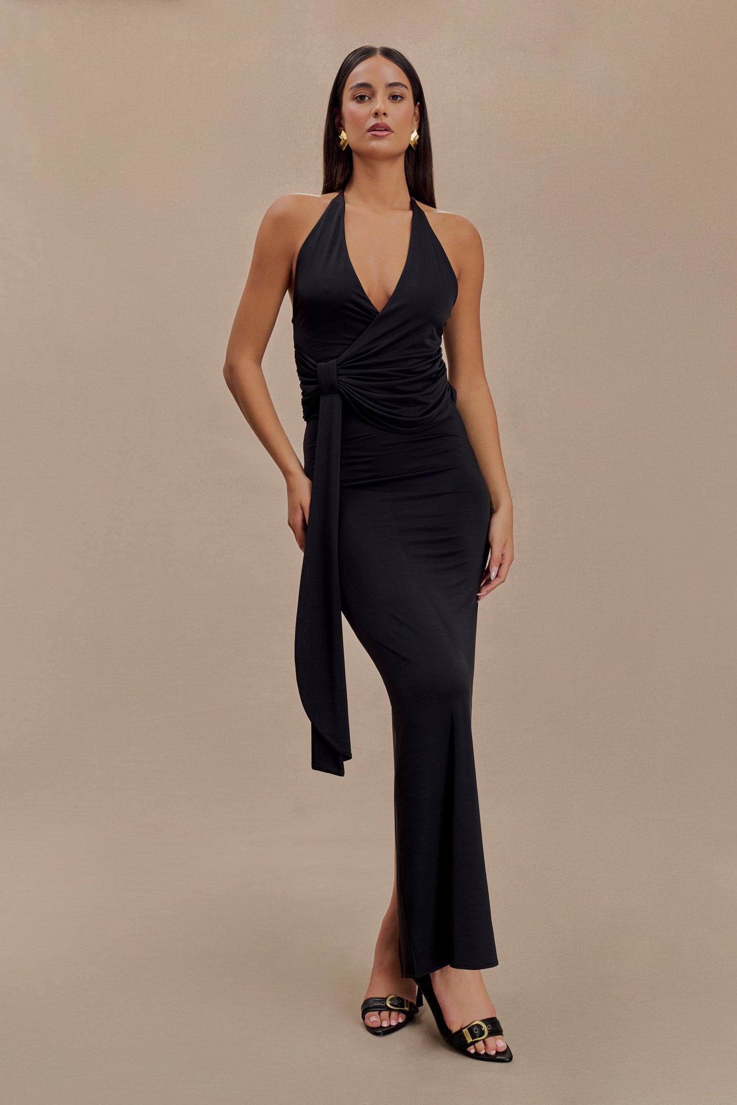 Robe Maxi Halter Étroite et Dégradée Tyla - Noir