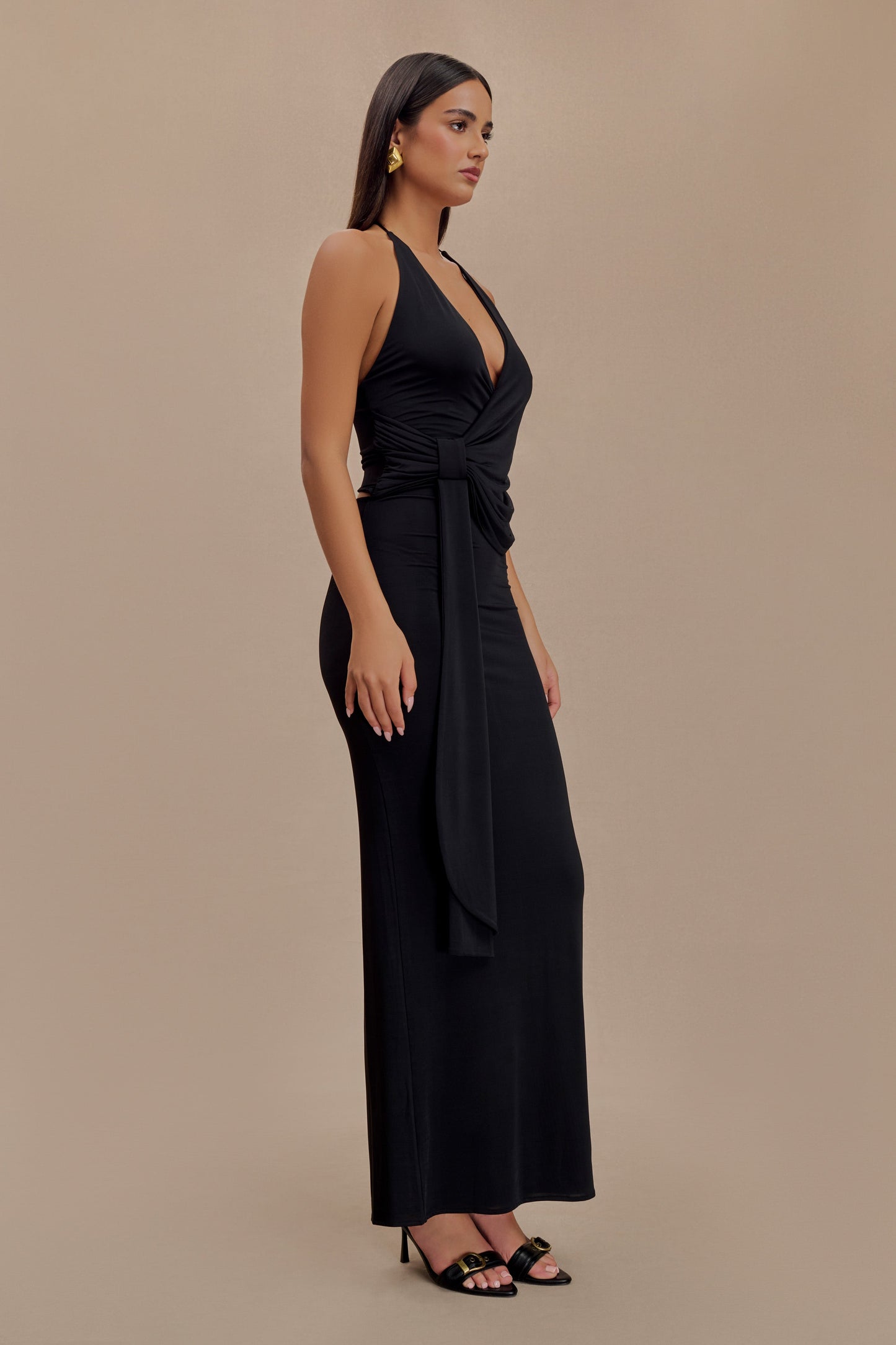 Robe Maxi Halter Étroite et Dégradée Tyla - Noir