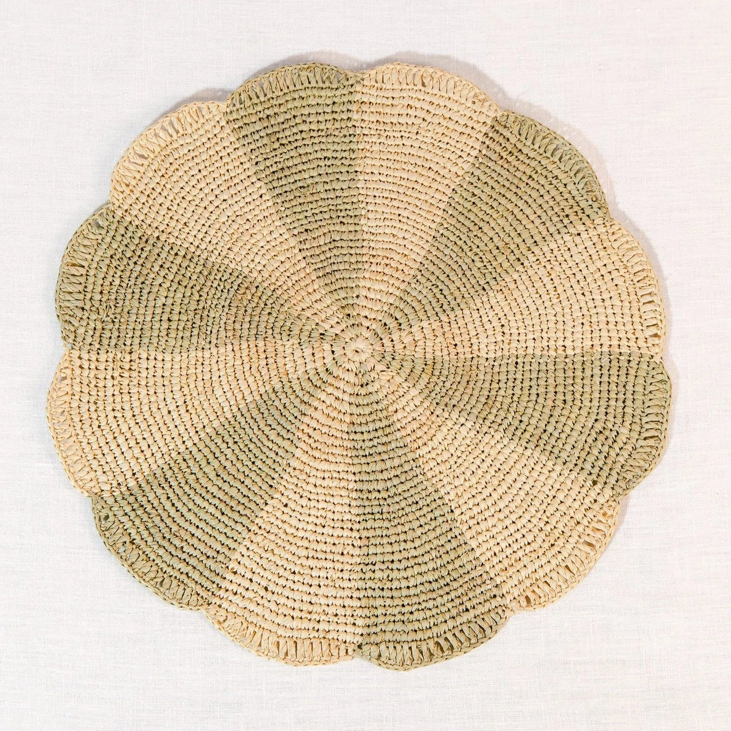 Set de table Pinwheel Olive, plateau en raphia