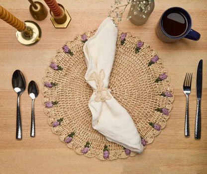 Set de table Tulipe Floral – Raphia crocheté à la main – Décoration de table printanière – Décoration de table de Pâques – Fait main par des artisans à Madagascar