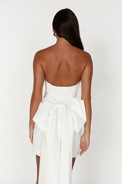 Mini-robe blanche sans bretelles avec nœud - Meredith
