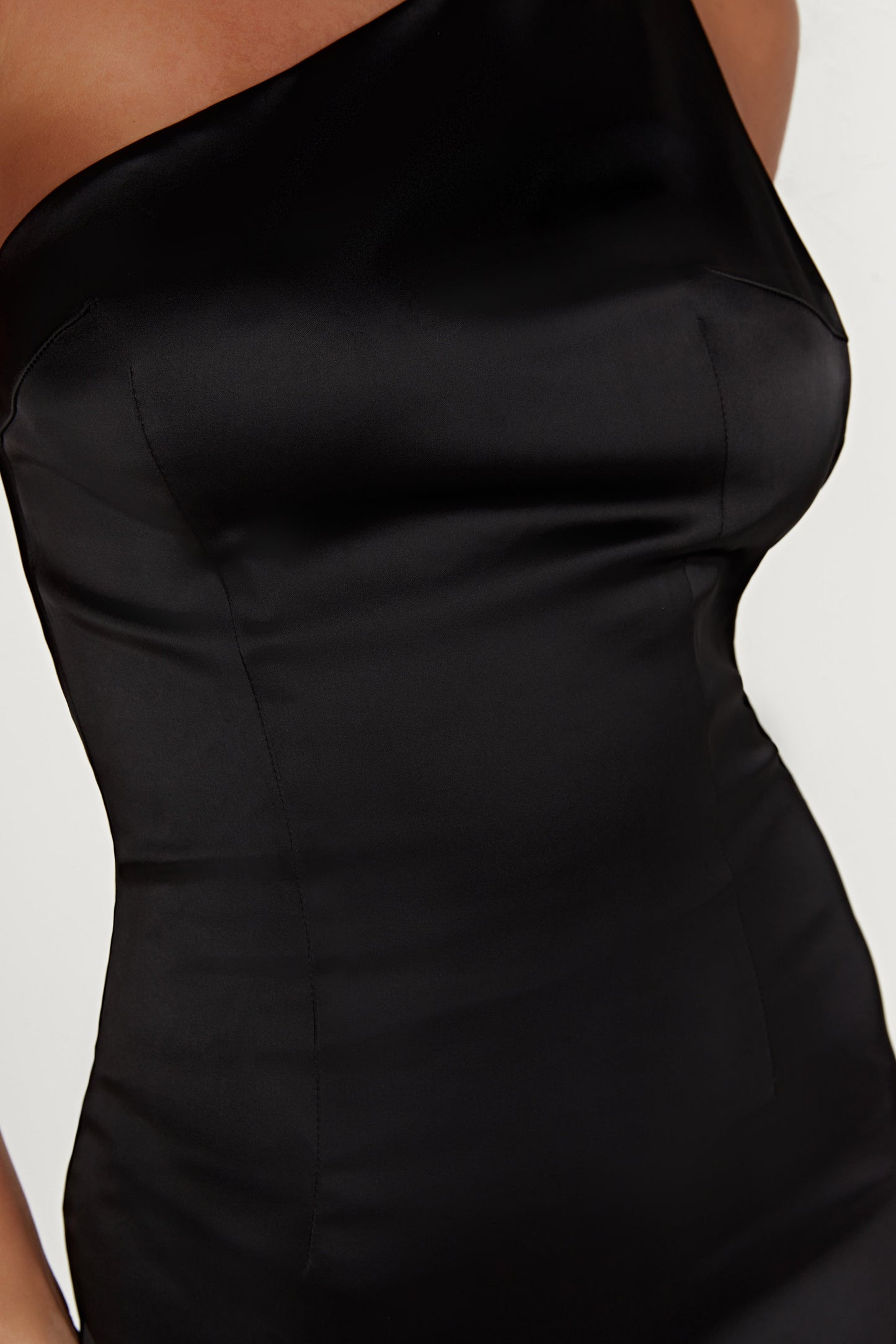 Harper Robe à une épaule - Noir