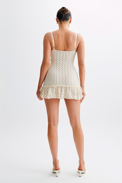 Mini-robe en dentelle à bonnets Marietta - Ivoire