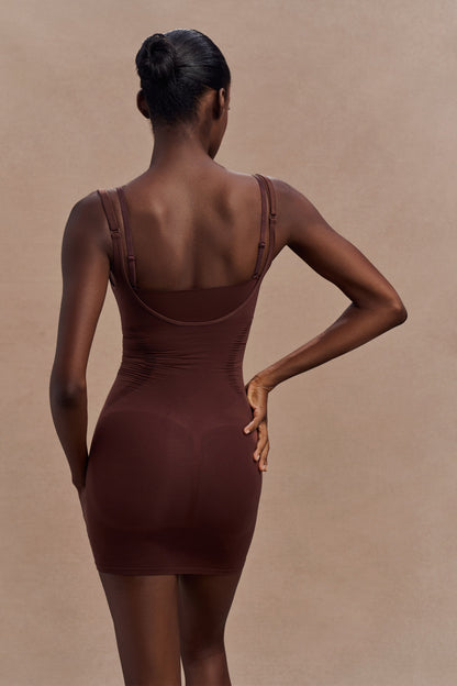 Jocelyn Mini-robe gainante sans dos - Espresso