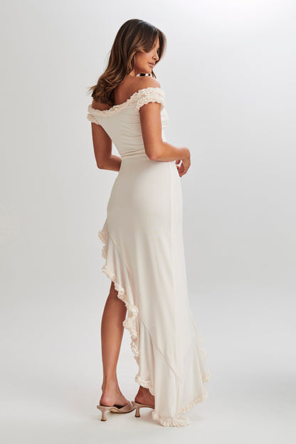 Robe midi à volants et épaules dénudées Arielle - Ivoire
