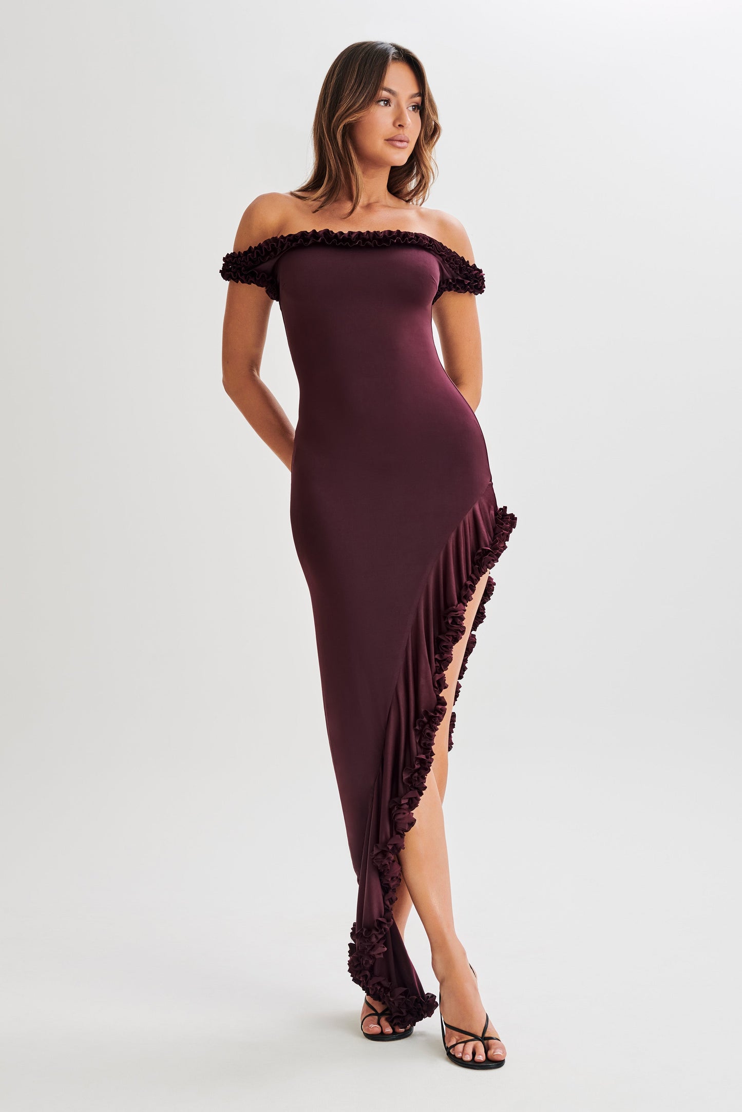 Robe midi à volants et épaules dénudées Arielle - Prune