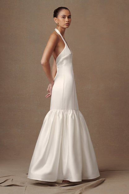 Robe de mariée Danica en satin avec décolleté halter - Blanc