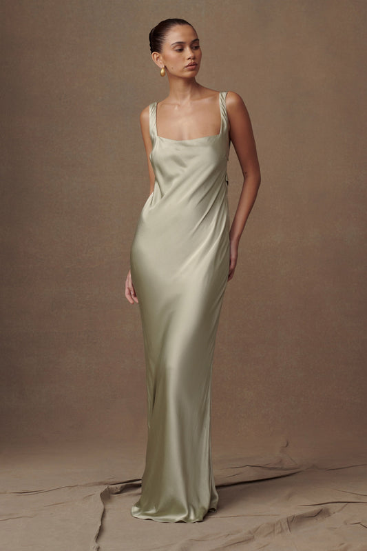 Ensley Robe Maxi en Satin - SAGE
