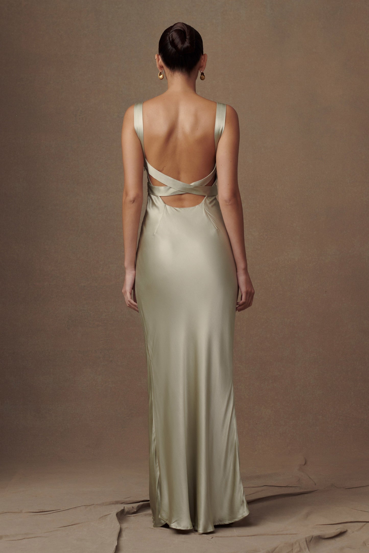 Ensley Robe Maxi en Satin - SAGE