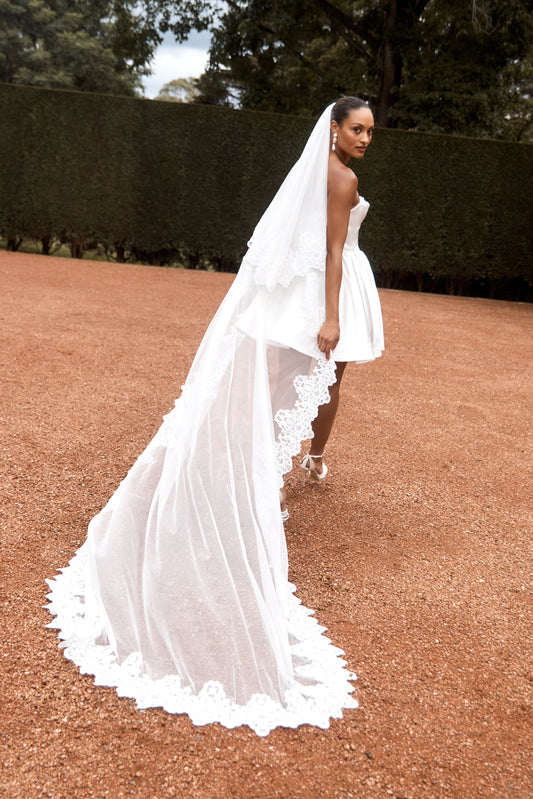 Voile Paulette avec bordure en dentelle - Blanc