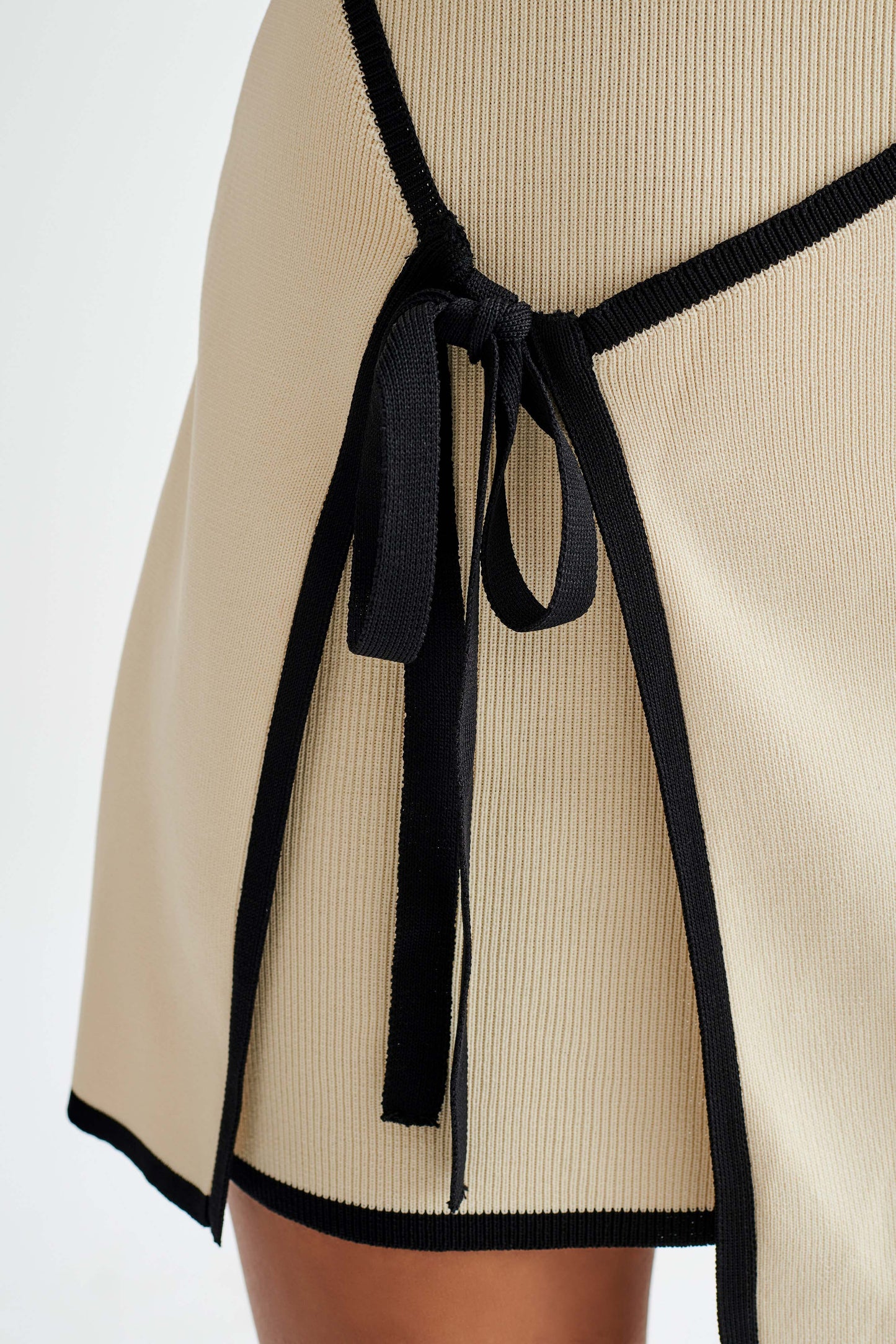 Robe mini en tricot sans bretelles Rian - Crème