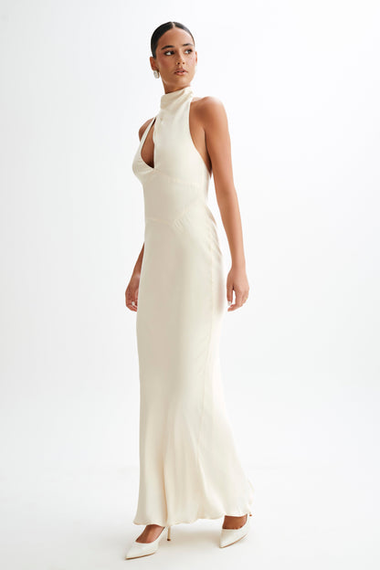 Robe Maxi Belladonna en Satin avec Décolleté Croisé - Ivoire