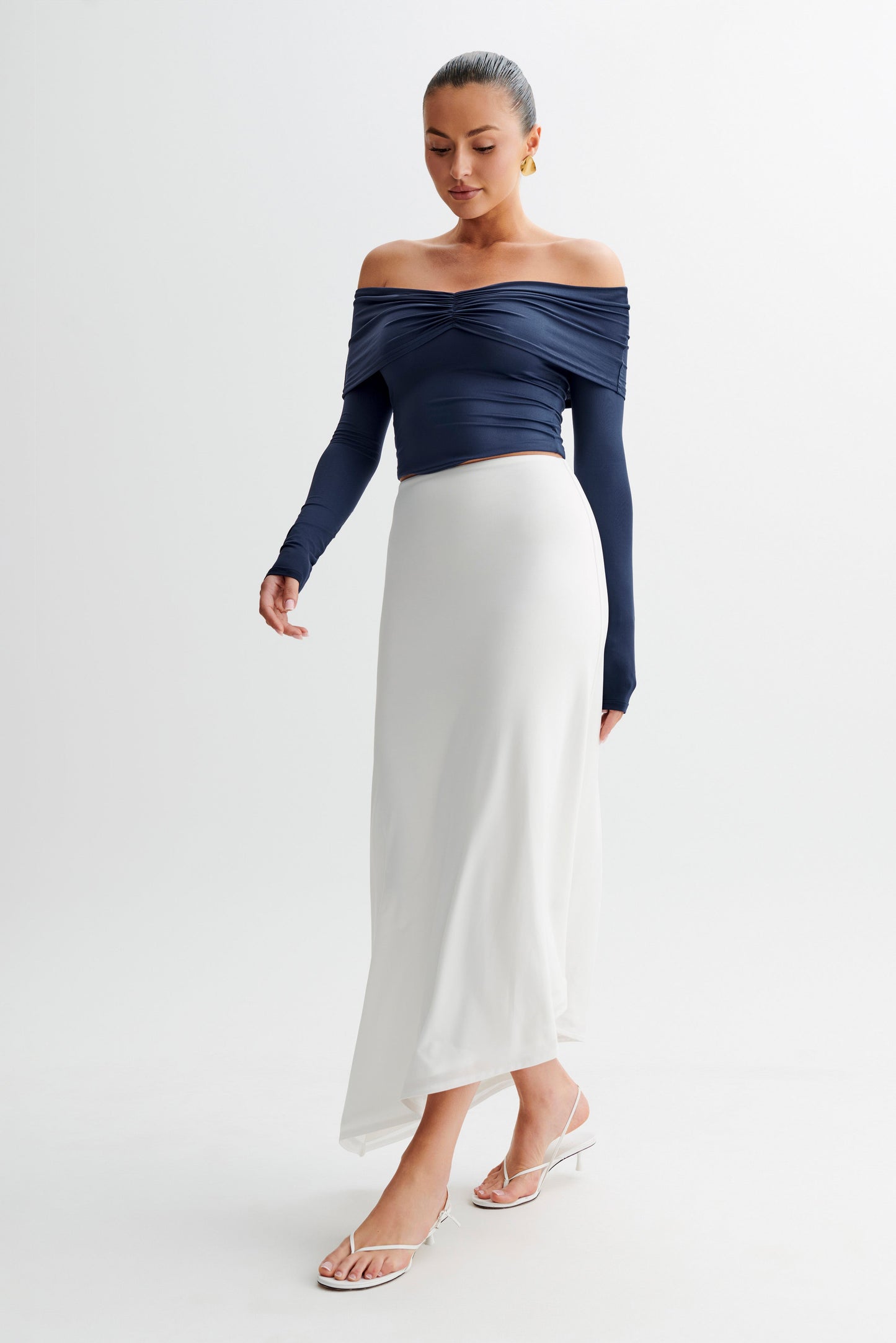 Prue Haut à manches longues à épaules dénudées et à volants - Bleu marine