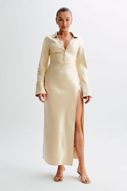 Robe Maxi en Satin avec Col - Or