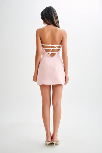 Mini-robe sans bretelles à nœud dans le dos Neeka - Rose