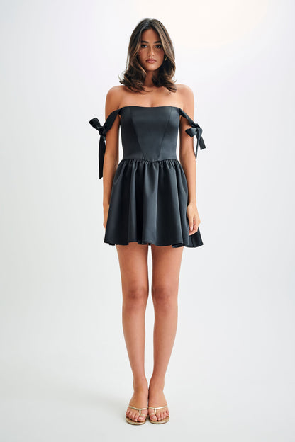 Mini-robe Rita en satin avec manches à nœud - Noir