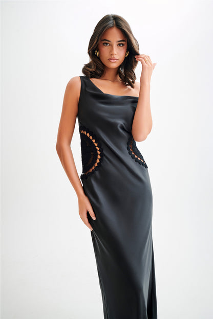 Kristina Robe Maxi en Satin avec Crochet - Noir