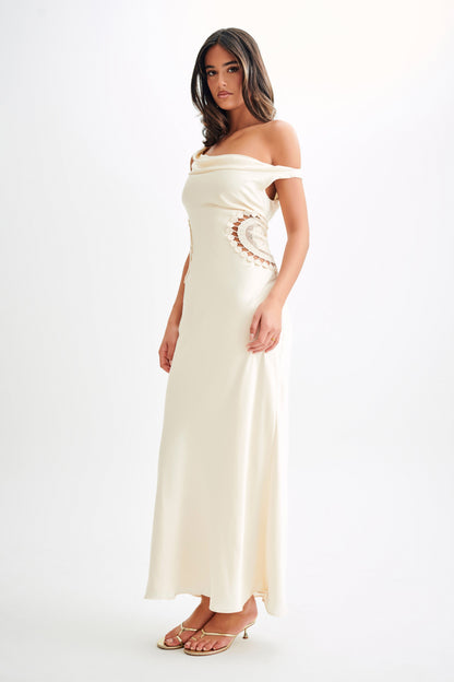 Kristina Robe Maxi en Satin avec Crochet - Ivoire