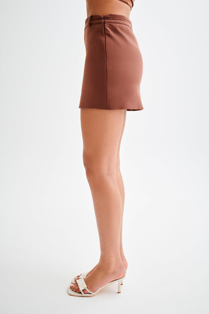 Jupe mini tailleur Letitia avec boucle - Bois