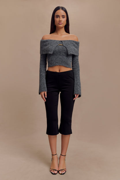 Top en tricot doux à épaules dénudées Baxter - Gris anthracite