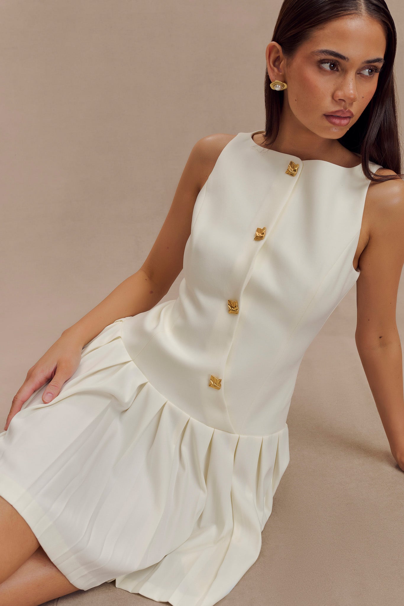 Robe mini plissée sans manches Mackenzie - Ivoire