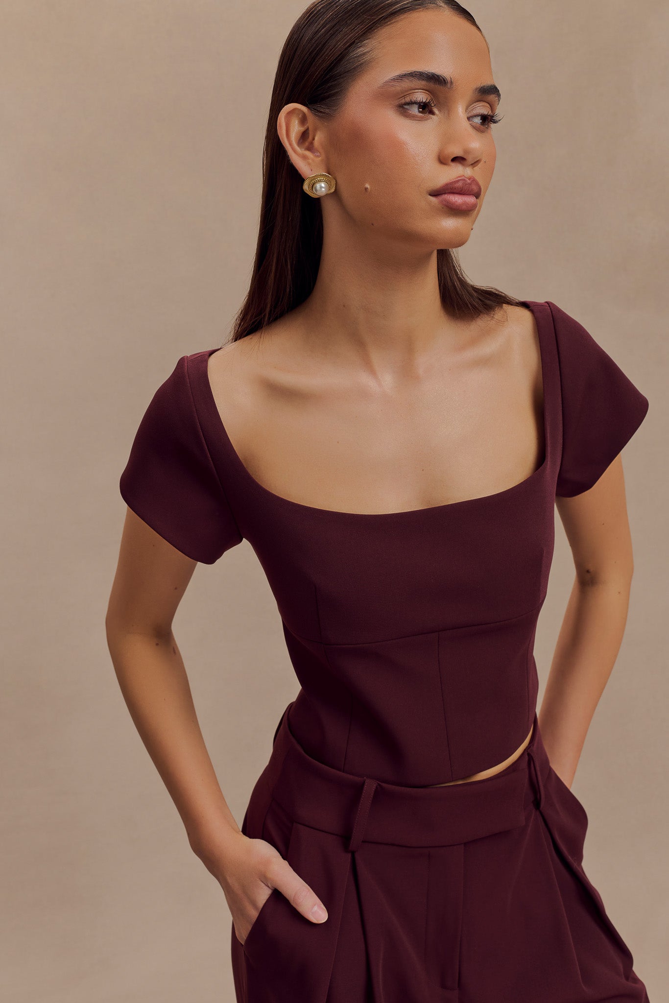 Top tailleur à manches courtes et longueur allongée Ellis - Brun-rouge